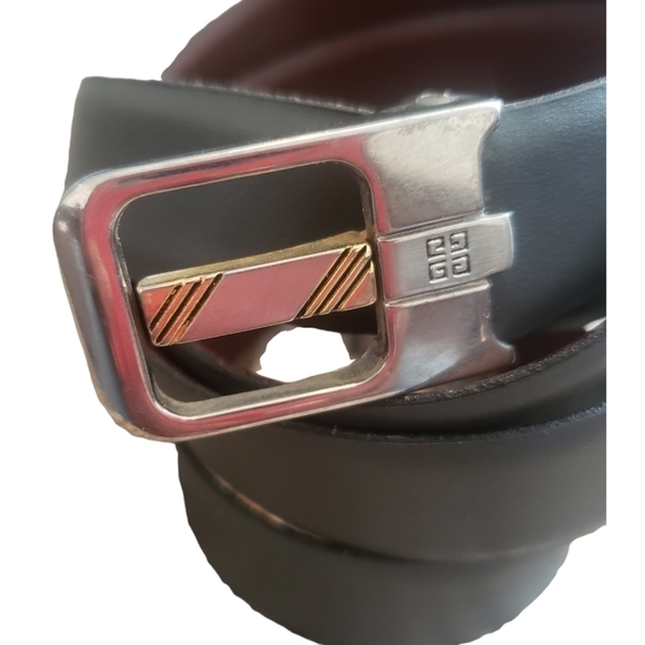 2×HP. Givenchy Reversible Leather Belt - Picture 6 of 14